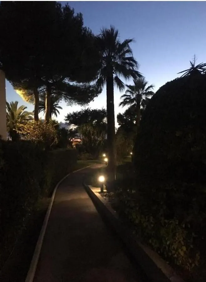 Cannes Residence Eden Park