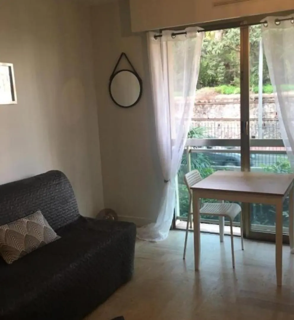Cannes Residence Eden Park Apartment